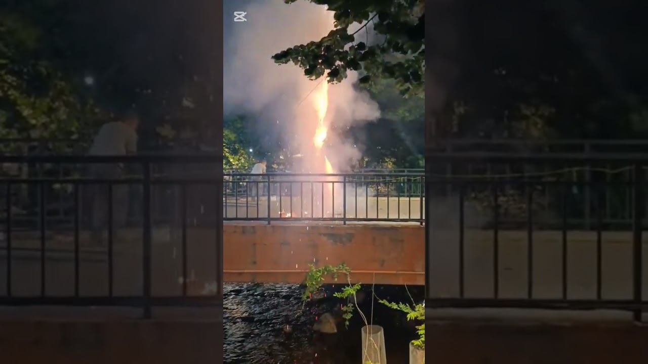 FIESTAS POPULARES 2025 DE PINOS GENIL CON EL CASTILLO DE FUEGOS ARTIFICIALES DEL PUES DE PRUSECION 