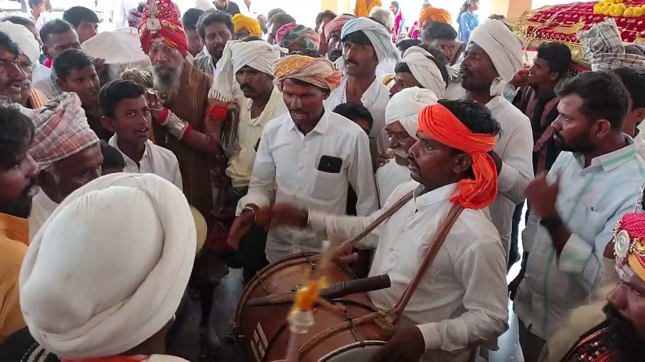 ಶ್ರೀ ನಿಂಗಯ್ಯ ಮುತ್ಯಾನ ಹರಕೆ ಪದ ಸುಕ್ಷೇತ್ರ ಬಂಡೆಪ್ಪನಹಳ್ಳಿ ಹಾಡಿದವರು ರೇವಣಸಿದ್ದ ಪೂಜಾರಿ@KarnatakaKurubaru 