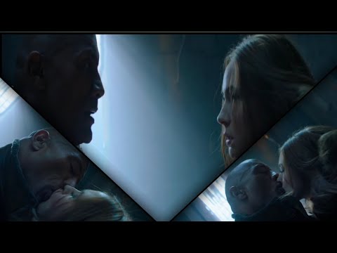 Jumanji The Next Level Dr Bravestone And Martha Kissing Scene 