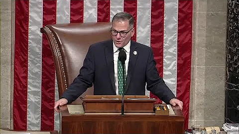 Shutdown looms as Trump-backed spending deal fails in House | REUTERS