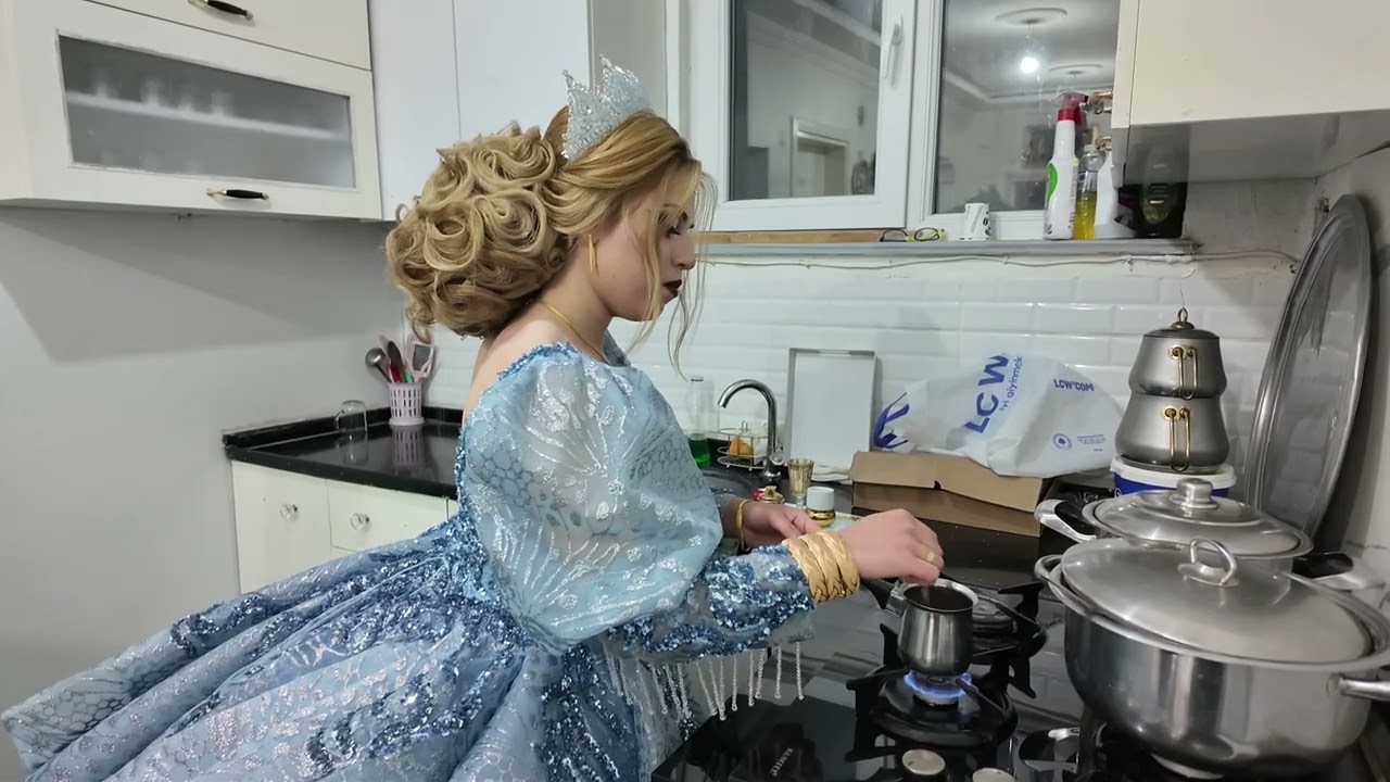 SILA BAYHAN & MEHMET CAN KAHVE KLİBİ