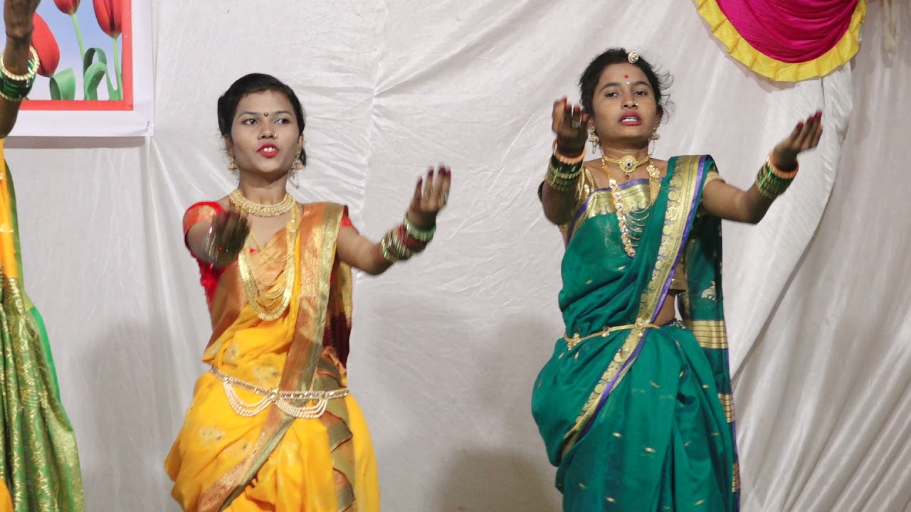 Aai tujhe deul sajate gillale dongarala....