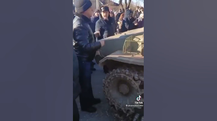 Местные жители и российские войска. Черниговская область, пн. 28 февраля 2022 г.