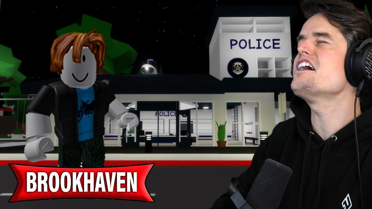 Oude man speelt Brookhaven RP 🏡 Roblox en snapt er niks van..