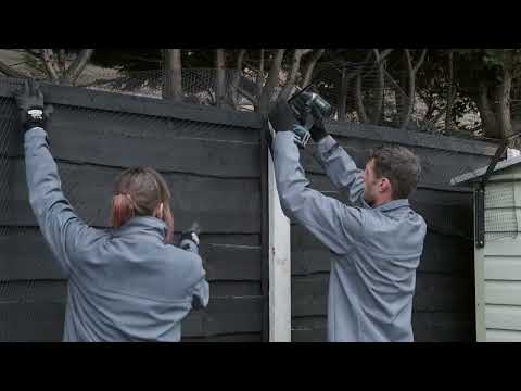 Wie Sie Ihren Gartenzaun oder Wand mit DIY katzensicher machen | ProtectaPet - video from ProtectaPet