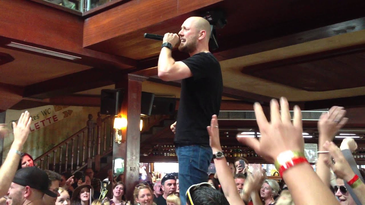 Oli P. - Flugzeuge Im Bauch - Live Bierkönig