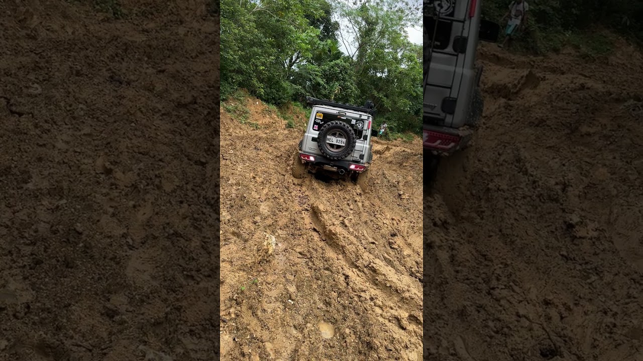 Suzuki Jimny JB74 and Muddy Trail!  