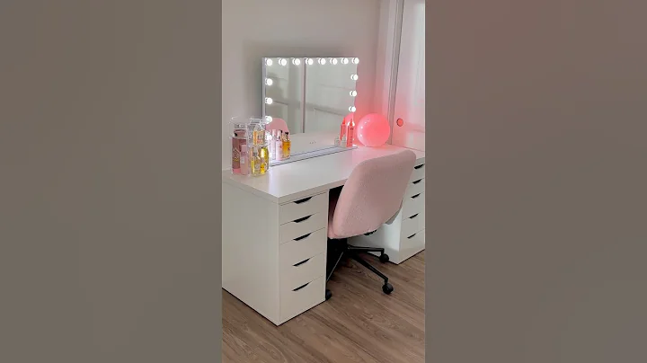 putting together my dream vanity ₊˚⊹♡ uploading this week!!