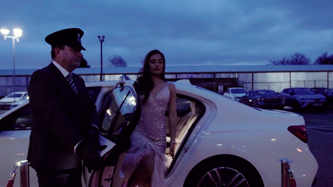 Red carpet ready with White 7 Lincoln