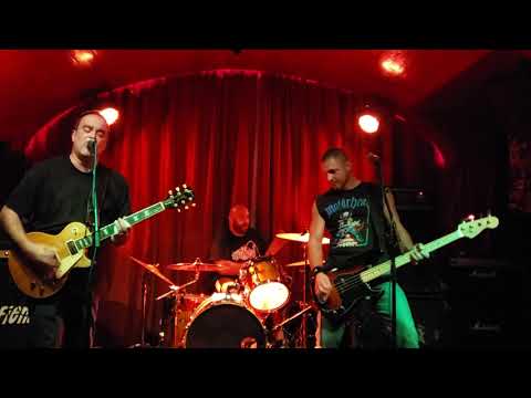 The Fiendz "You Broke Your Promise" Live at Kung Fu Necktie, Philly, PA 11/1/19