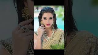 Amy Jacksons Stunning Look You Cant Miss This Pic