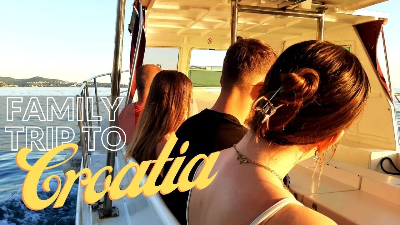 Our family HOLIDAY to CROATIA🌞. Did we meet the MAD KING🤴🏻? Is that a SEA SNAKE🐍? WOW it's hot🌡.