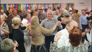 POWIEDZ ŻE MI DZIEWCZYNO  