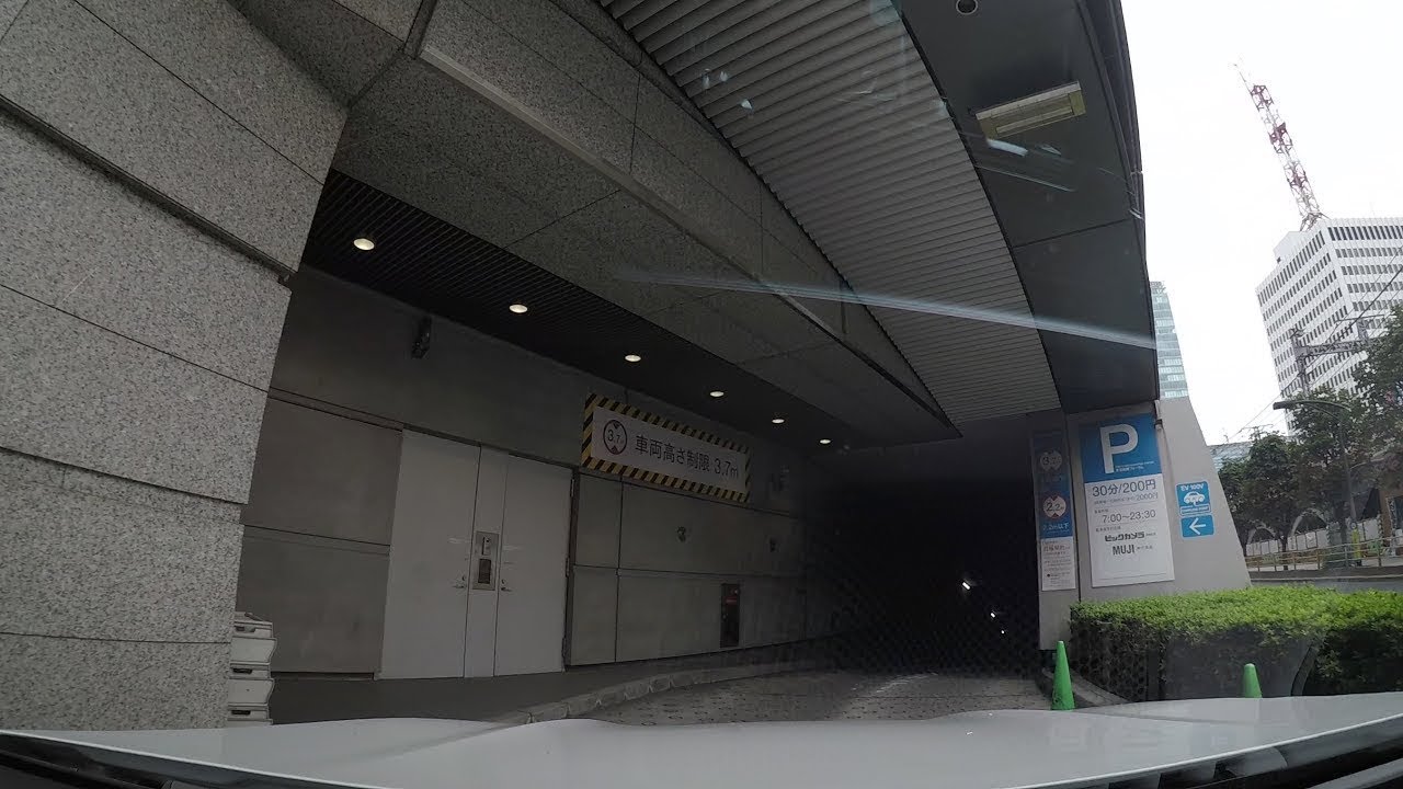 東京国際フォーラム 地下駐車場