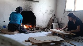Saçta odun atesinde ekmek yapımı, bazlama yapmak,ekmeğe para ödemeyin||Köy işi|@country_life_vlog