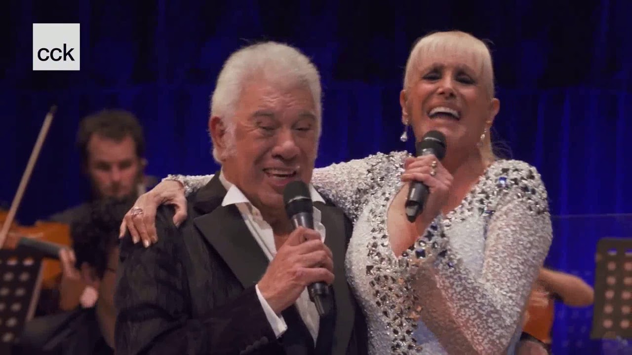 VALERIA LYNCH feat RAÚL LAVIE - Me das cada día más (en vivo)