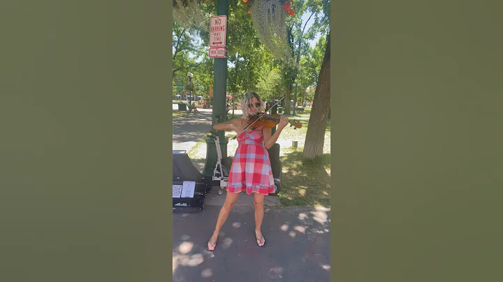 Fight Song with the amazing @thepianoguys #fightsong @Rachelplatten #violinist