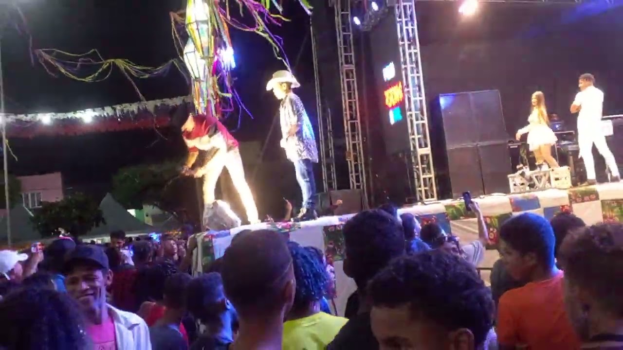 brega & vinho ao vivo no  araia fibra forte de várzea nova Bahia /2023🤠