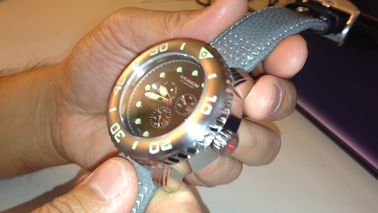 The WatchBox Review:  Aragon Gauge