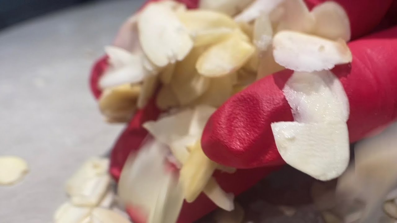 Миндальные хлопья из цельного ореха в кашу, мороженое и тд✅ #рецепты #еда #кулинария