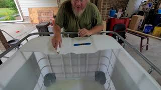 Turning an IBC tote into a fish growout.