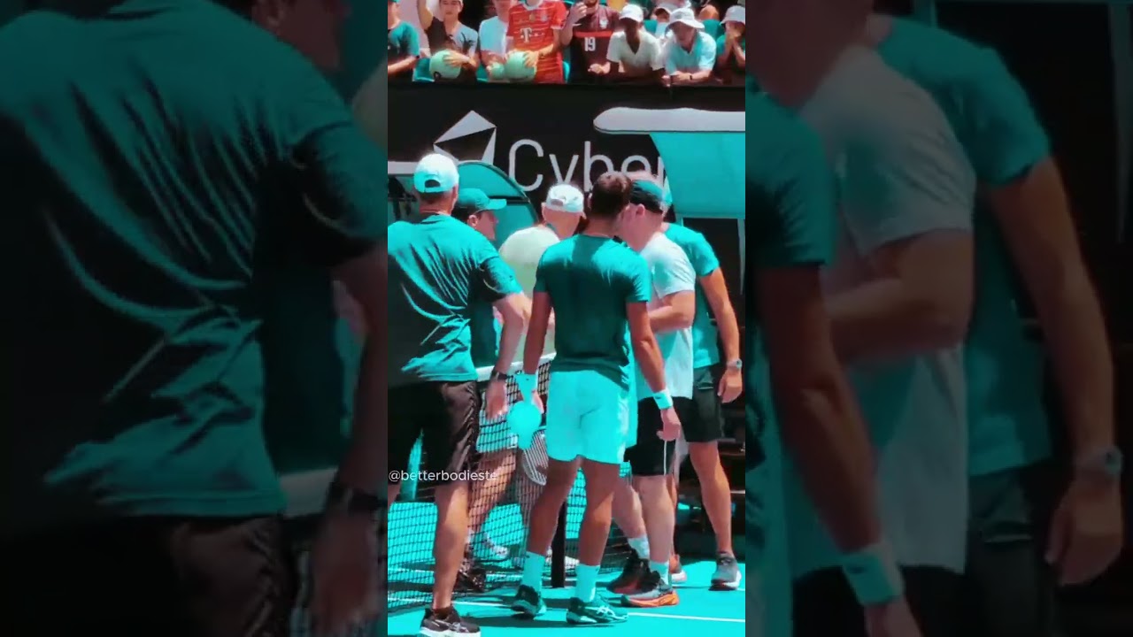 Djokovic greets Sabalenka at the AO Meeting of the defending Champs 