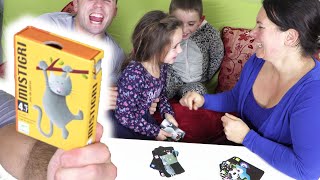 Jeu de carte en famille et enfants : Jeu du mistigri dés 4 ans - Jeu de Paires Djeco rigolo screenshot 2