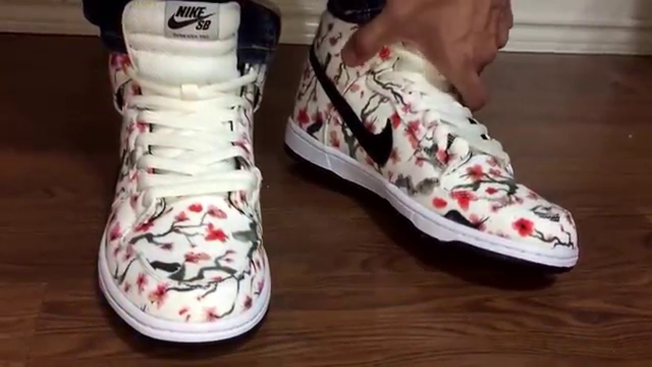 nike cherrry blossom dunks