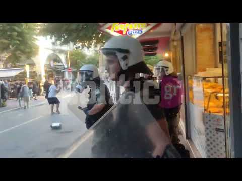 Λάρισα: Επεισόδια στο κέντρο της πόλης - Χρήση χημικών από την αστυνομία