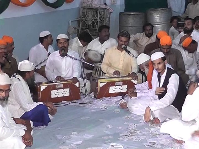 Je Tera Dar Chad k Gair By Nadeem Ahmed Yousfi Qawal (Urs Mubarak 2013) Noori Darbar Sargodha