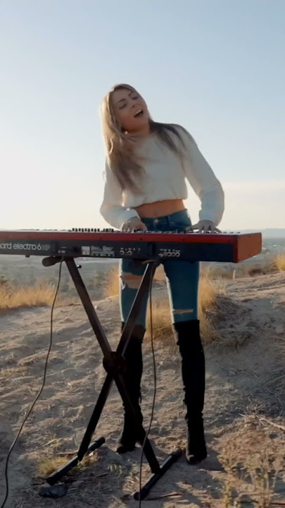 #lovemelikeyoudo 💛✨ by #elliegoulding #jadafacer #acousticcover #shorts