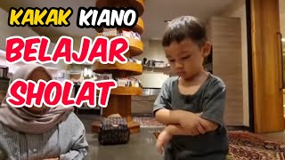 kakak kiano belajar sholat @galerikiano