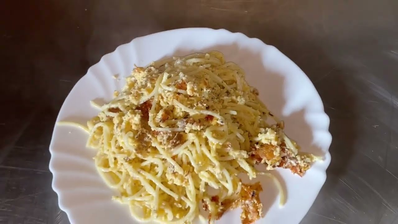 ΜΑΚΑΡΟΝΙΑ ΜΕ ΑΥΓΑ ΑΠΟ ΤΟΝ ΓΕΡΟΝΤΑ ΠΑΡΘΕΝΙΟ