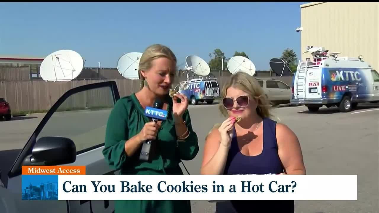 Kamie and Megan try dashboard cookies