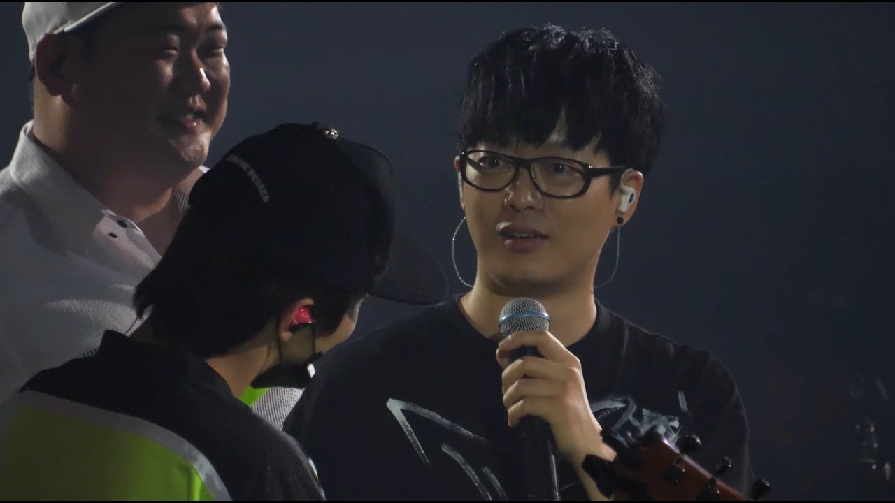 [4K] 180902 윤도현 하현우 김준현 이홍기 - 남자는배 여자는항구  YB + 국카스텐 몽타주 콘서트