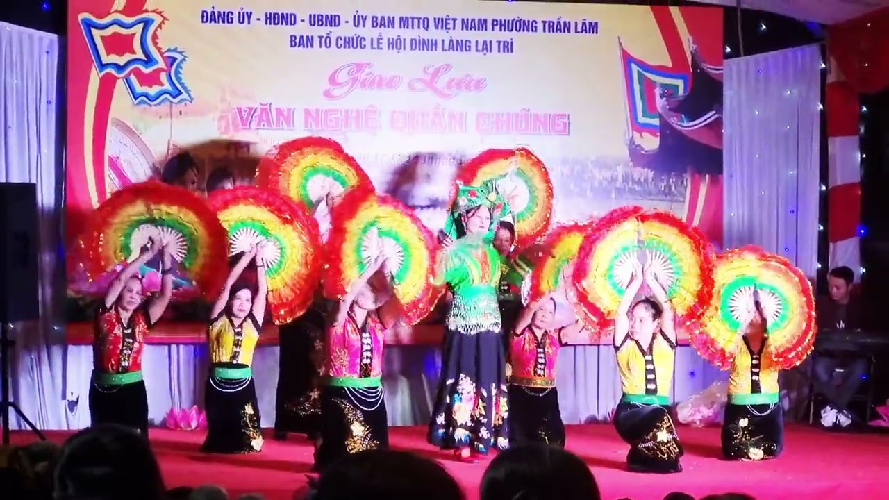 Trầu năm suối lân . CLB.PN khỏe  đẹp  T18 trần lãm Hưng Yên  Trình diễn 