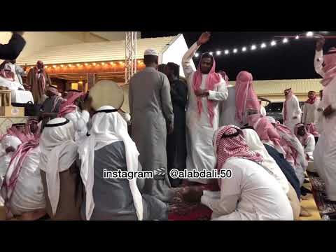 دوسري أشرب الطايف الماء وكنه يرده عود 