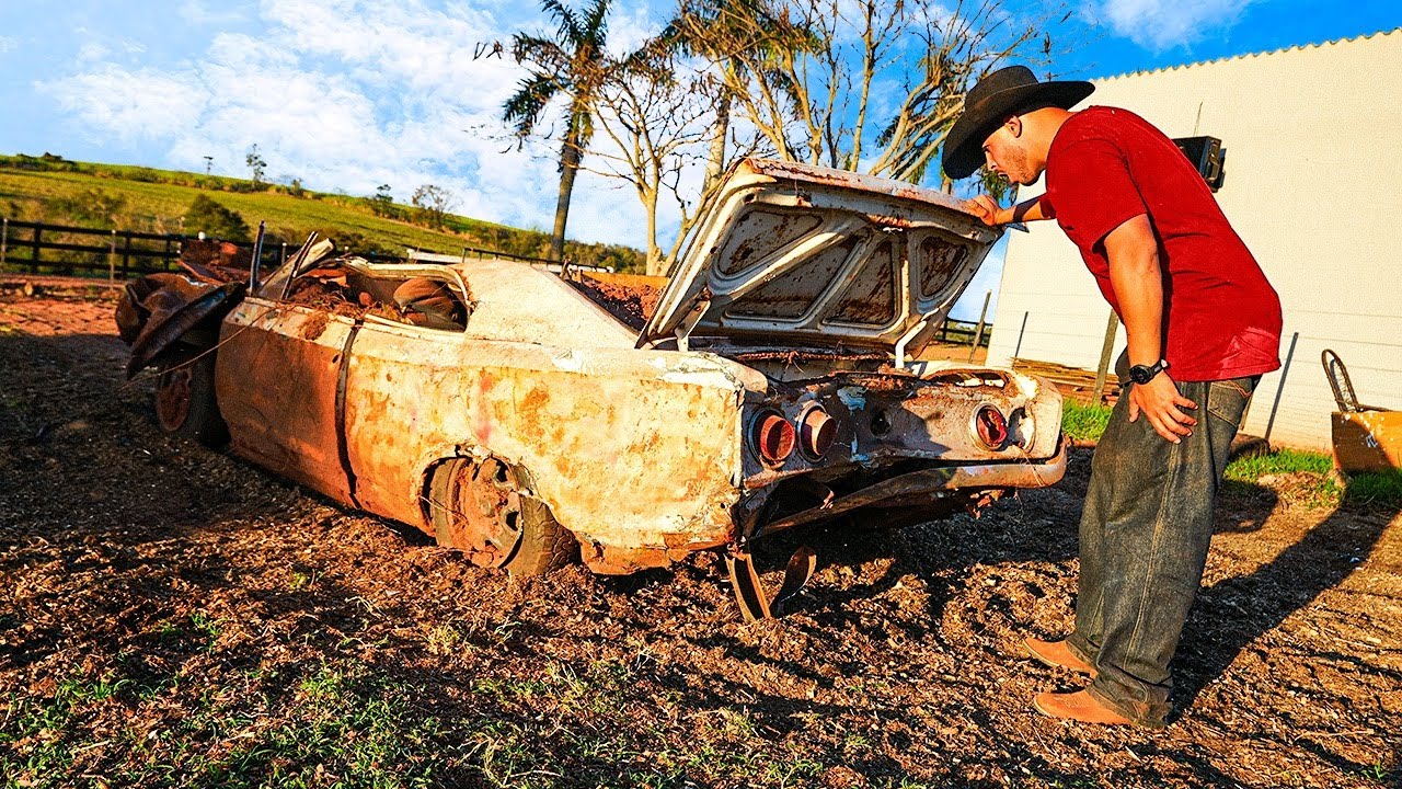 ENCONTREI UMA BOLSA CHEIA DE DINHEIRO DENTRO DO CARRO ENTERRADO NA FAZENDA