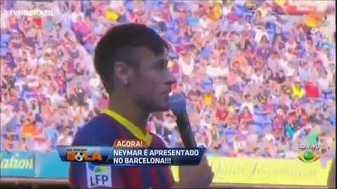 Neymar é apresentado ao Barcelona no Camp Nou