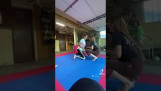 Treino Soltinho Das Meninas Train Very Good With White Belt