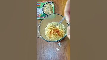 #shorts indomie instant noodles #shortsvideo #food #instantnoodles #foodie #foodies #noodles #shorts