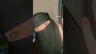 Hot Niqabi Girl Staring In An Attractive Way