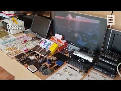 Detienen a dos personas por una veintena de robos en viviendas de Santomera
