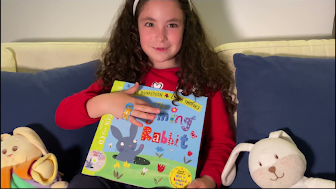 The Rhyming Rabbit by Julia Donaldson (read by Giulia Raffaglio & mom)