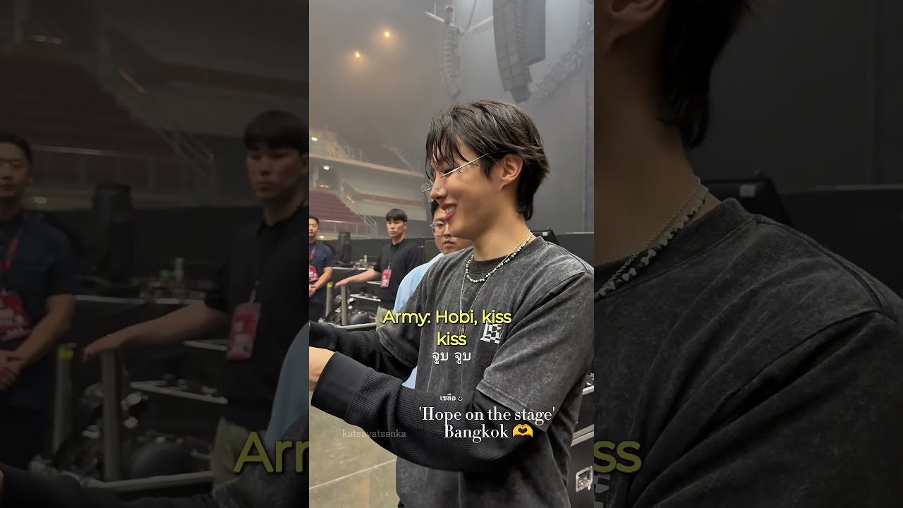 J-hope cute imitating Army in Bangkok π
π«Ά #hos_tour #hopeonthestage #btsjhope