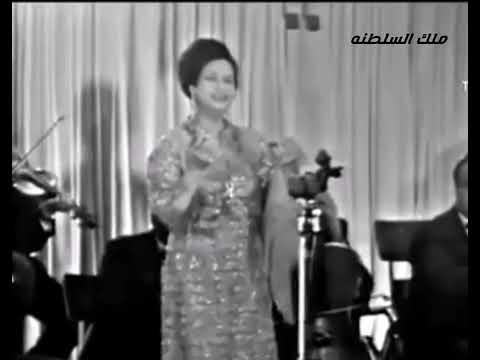 اووف عيون كانت بتحسدني على ح بي ودلوقتي بتبكي علية من غ لبي