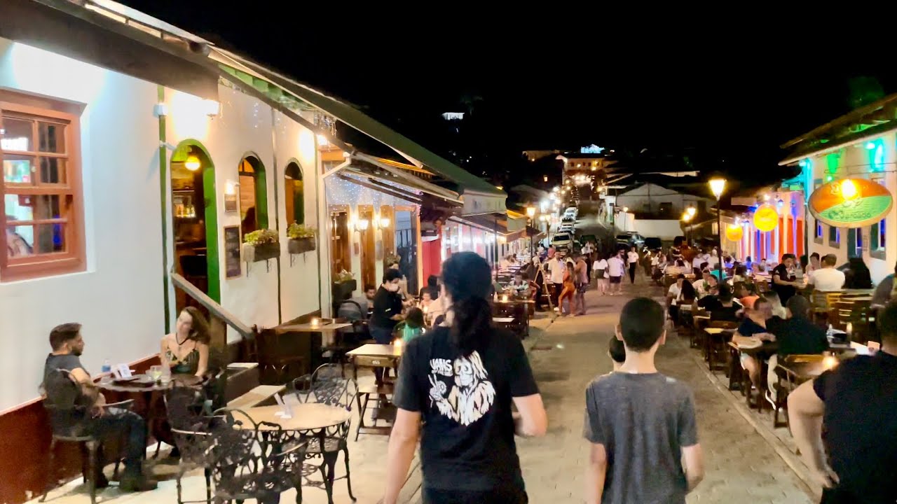 4K HDR 60FPS Night walk in Pirenópolis, Rua do Lazer, Brazil