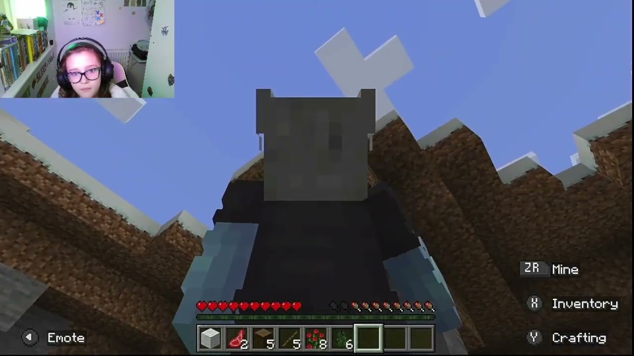 Wolfcarys and Unicorn Esme Minecraft