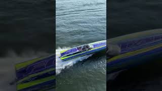 [The Best Boat] Flying over the Fountain Power Boat