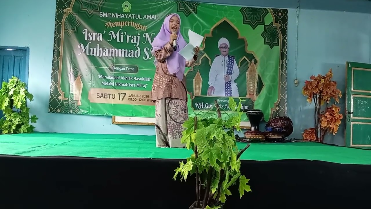 PEMBACAAN PUISI BERTEMA ISRO MI'ROJ SANTRI AS SALAAM DI SMP NIHAYATUL AMAL KARAWANG